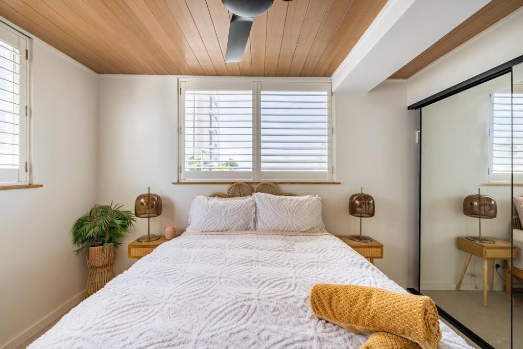 דירות גולד קוסט Chic Beachside Getaway 2Br 2Bath Fully Equipped מראה חיצוני תמונה
